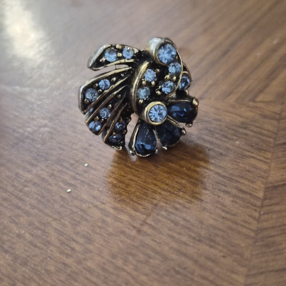 1 Vintage Costume Jewelry 1 Earring Beautiful Art Deco Mid Century Piece...